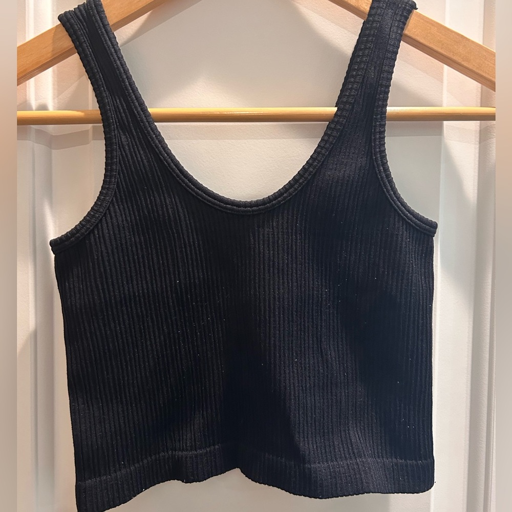 Black ribbed crop top from Cotton on